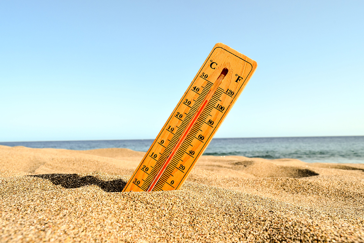 thermometer in the sand